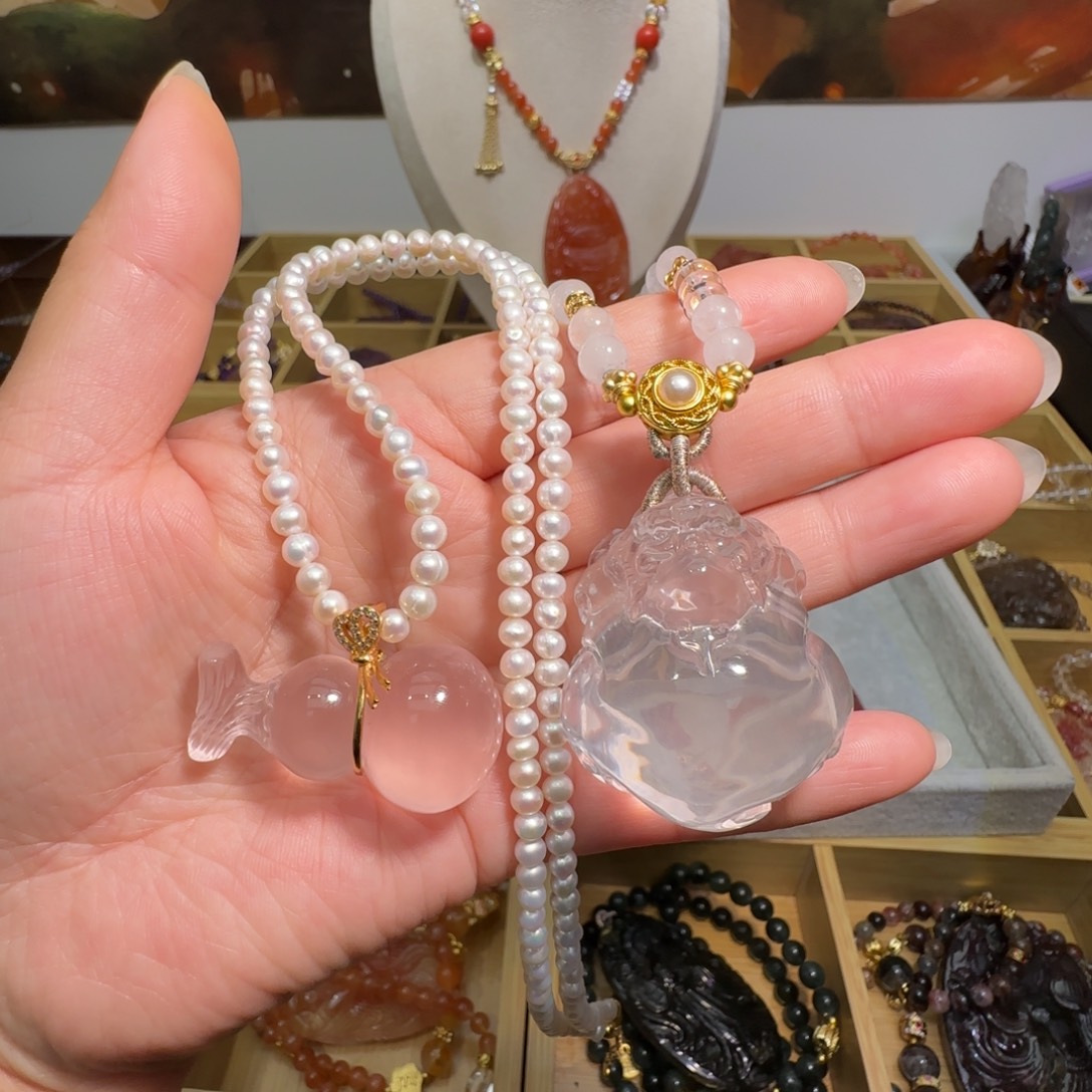 颈饰未镶嵌水晶九尾狐