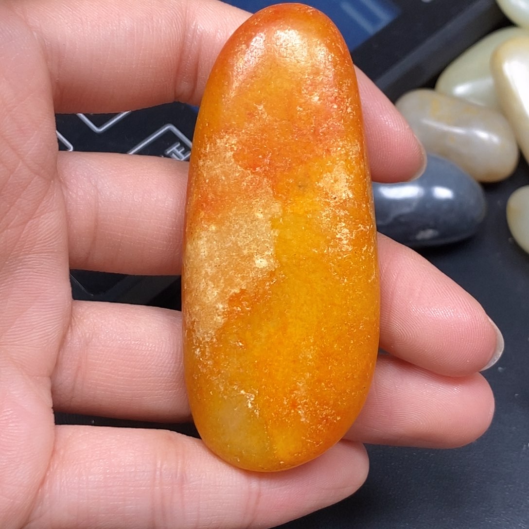 和田玉（糖玉）未镶嵌挂件