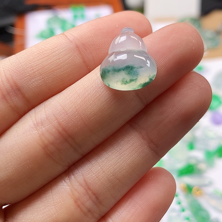 翡翠吊坠(不含链)未镶嵌葫芦