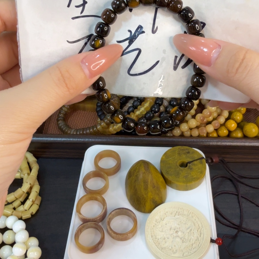 塑料创意饰品工艺品sc