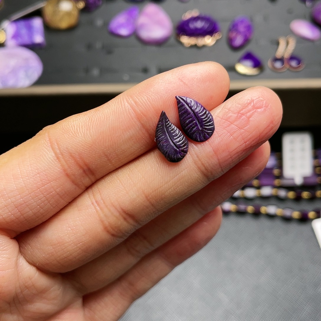 苏纪石（舒俱来）耳钉银S925镶嵌