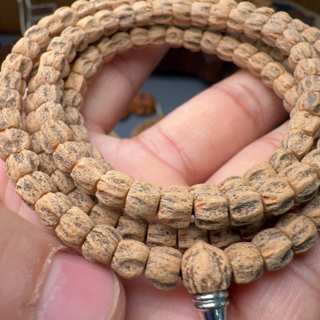 柏香籽/百香籽吊坠