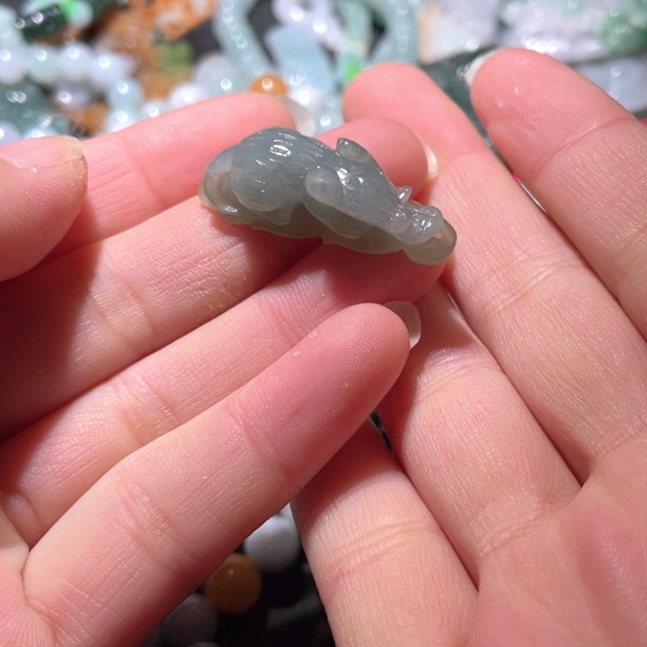 【闪购商品】翡翠颈饰未镶嵌天然翡翠