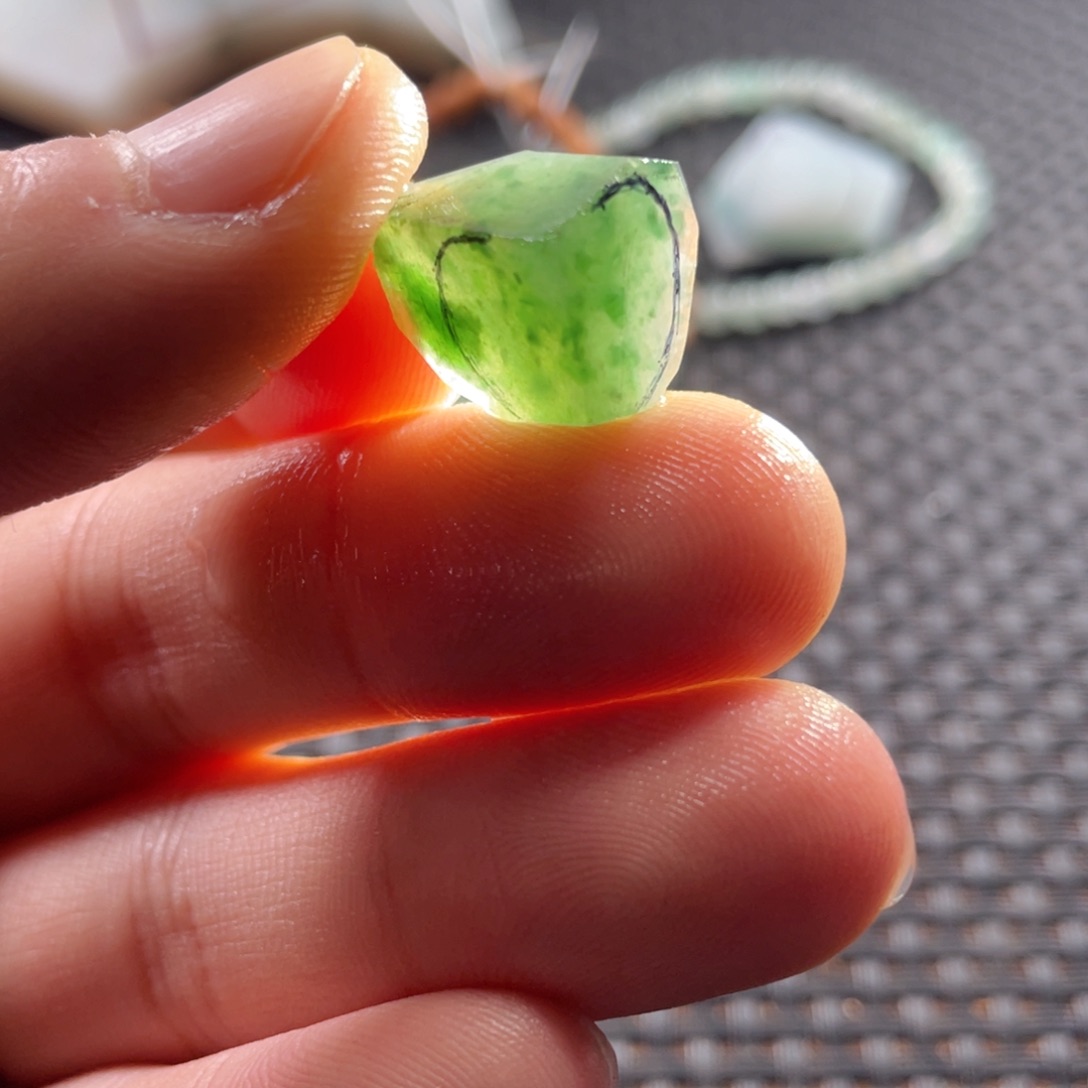 定制翡翠未镶嵌翡翠