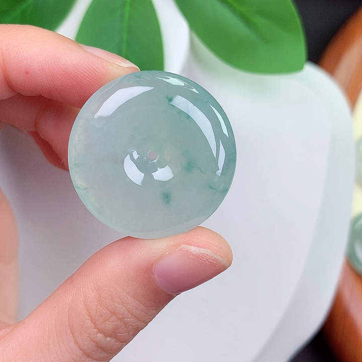 颈饰未镶嵌翡翠29.1-5.7mm