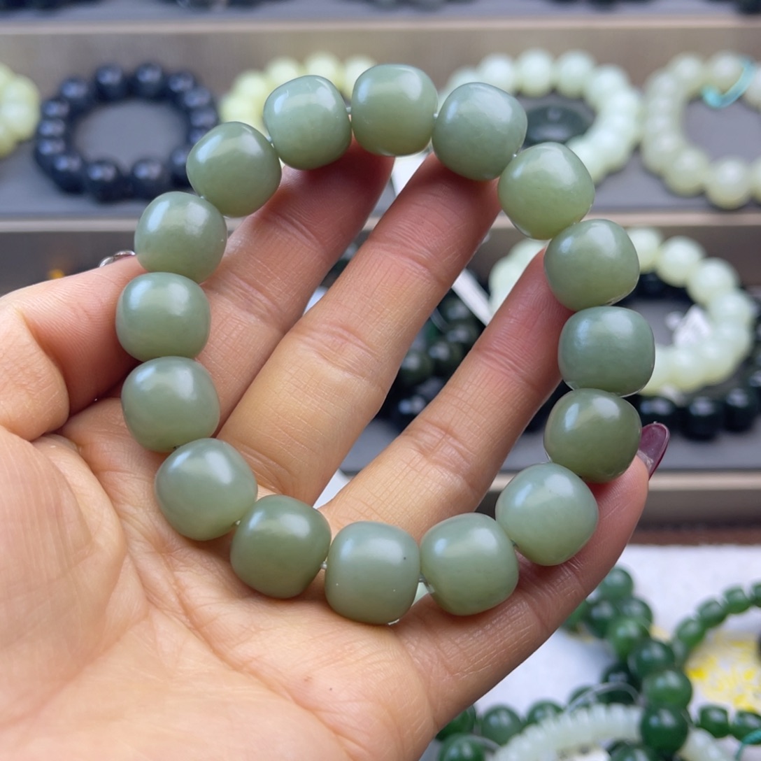 和田玉手链未镶嵌