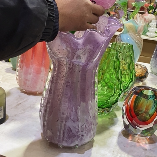 琉璃花瓶高31厘米口径15厘米