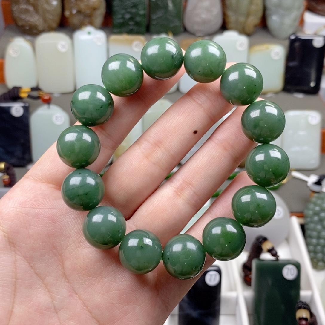 和田玉（碧玉）未镶嵌颈饰