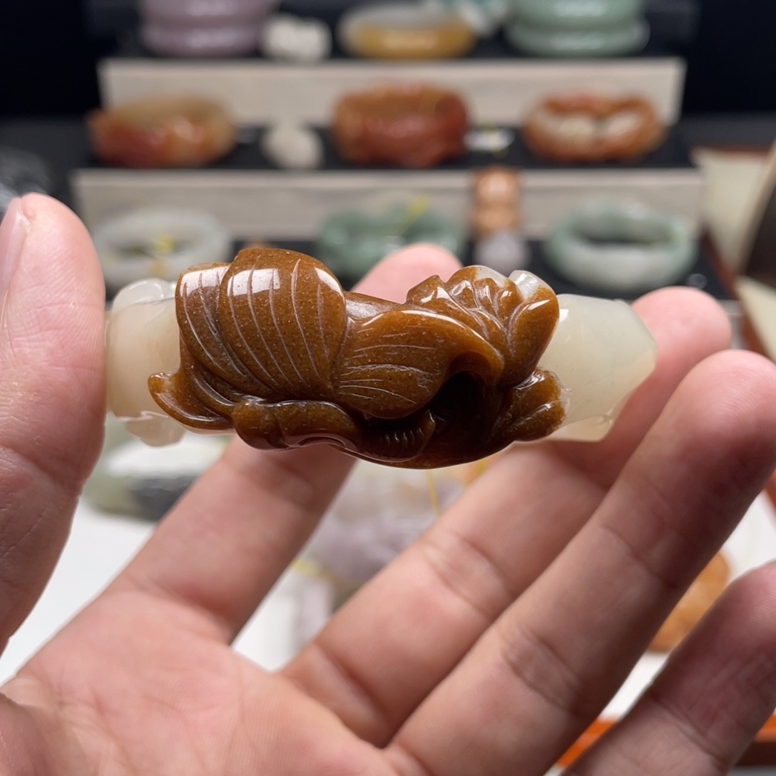 石英质玉手镯未镶嵌春*