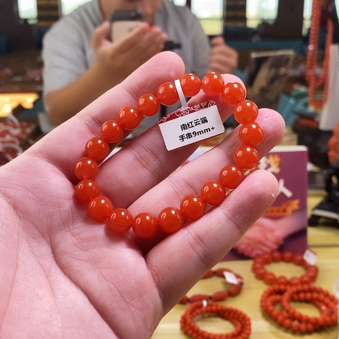 南红玛瑙未镶嵌手链