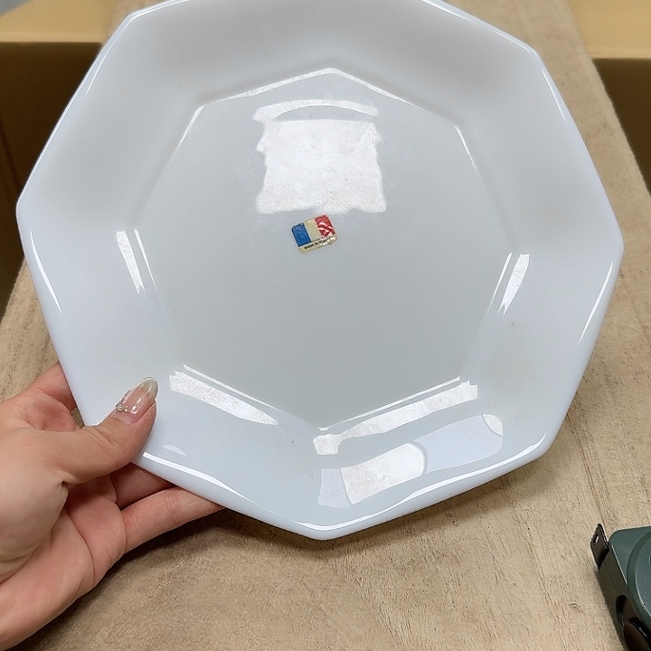 瓷片哈哈哈哈哈哈哈哈哈哈哈