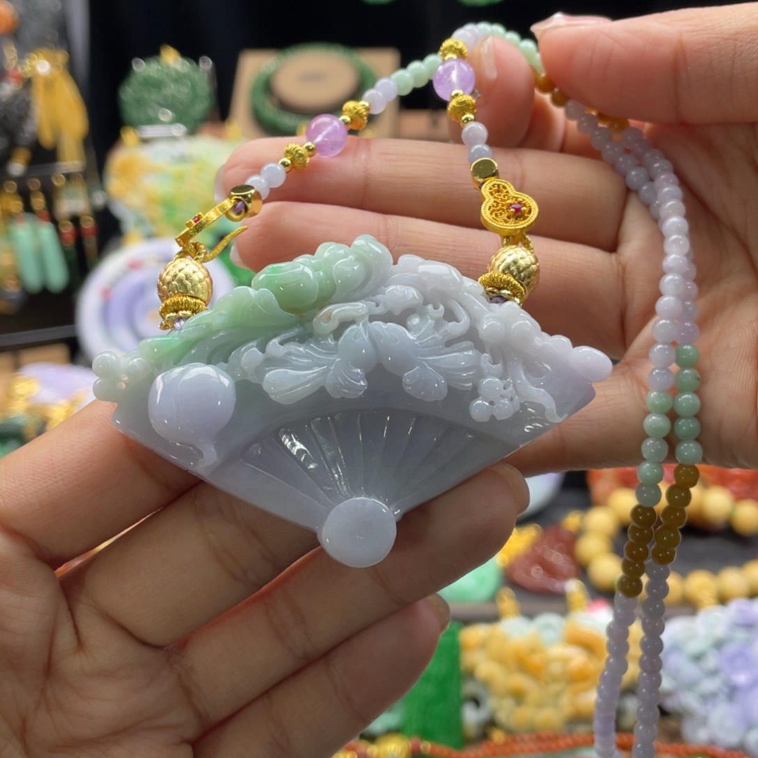 翡翠颈饰未镶嵌代编织