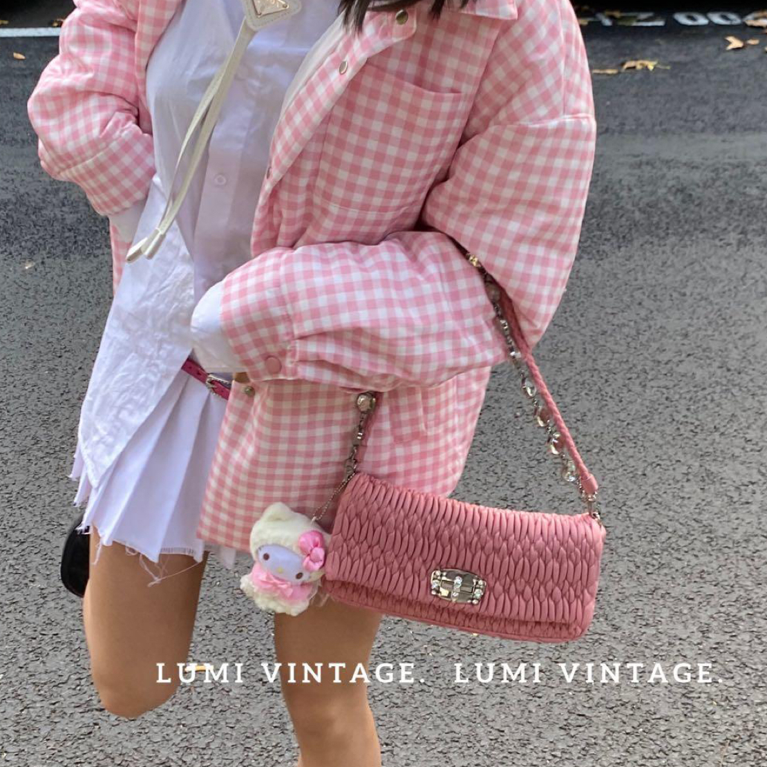 95新 MIU MIU/缪缪 粉色羊皮褶皱中号宝石单肩包34657933