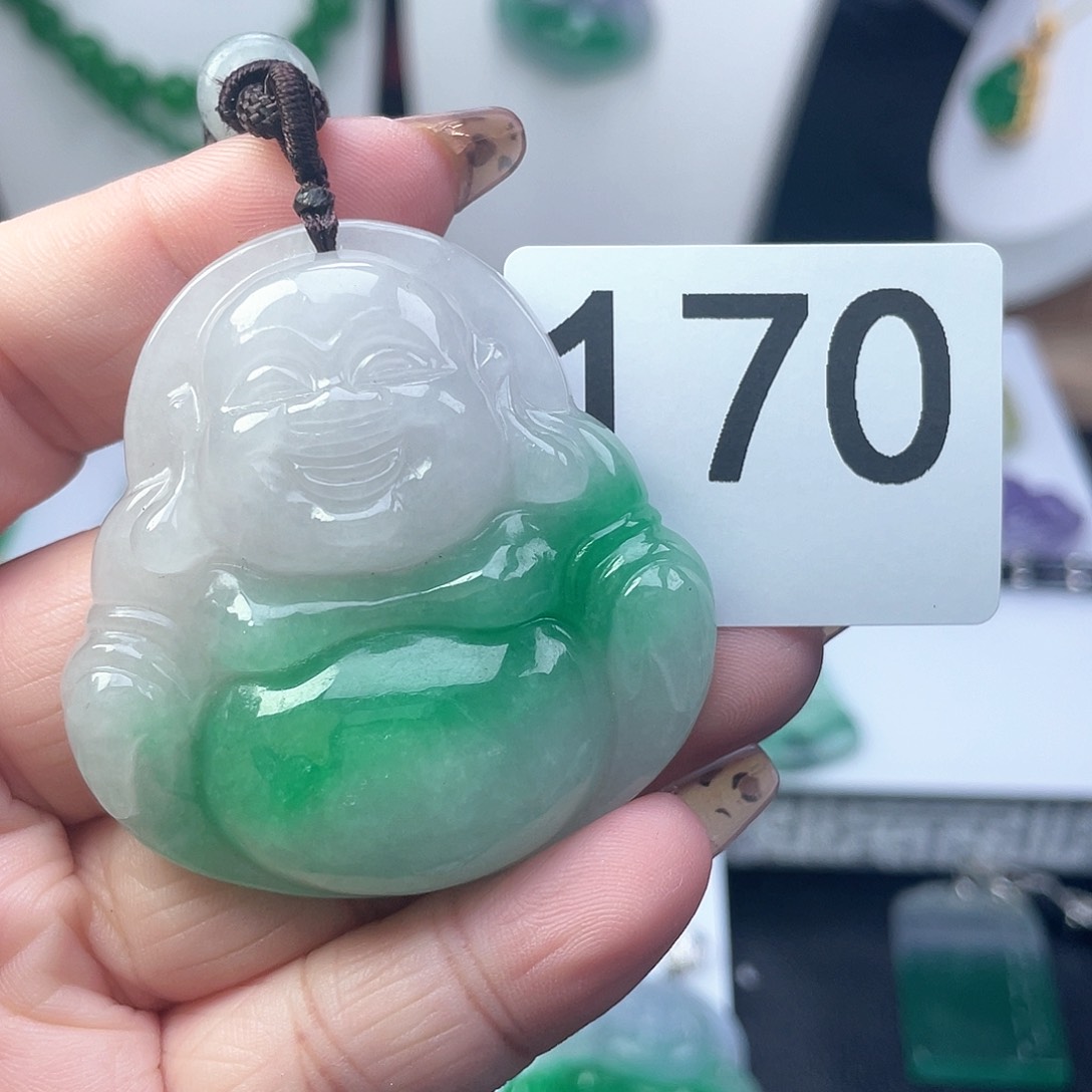 翡翠吊坠(赠链)未镶嵌