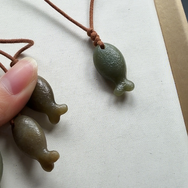 和田玉未镶嵌颈饰8