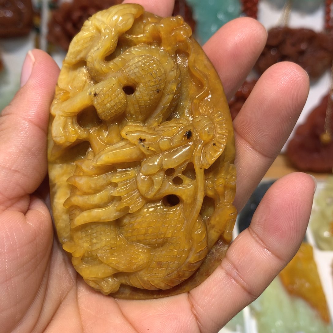 未镶嵌蛇纹石玉颈饰