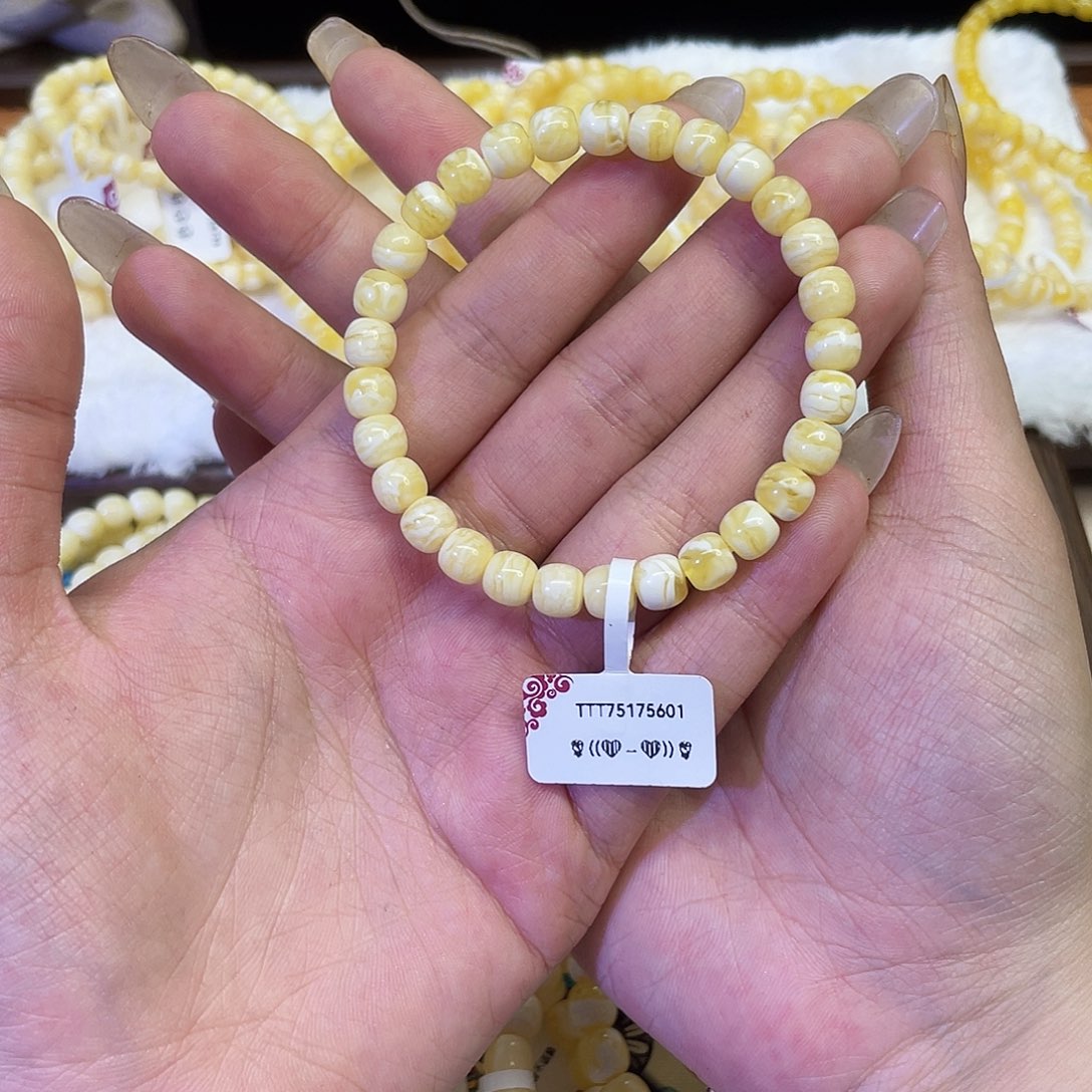 手串蜜蜡未镶嵌7mm