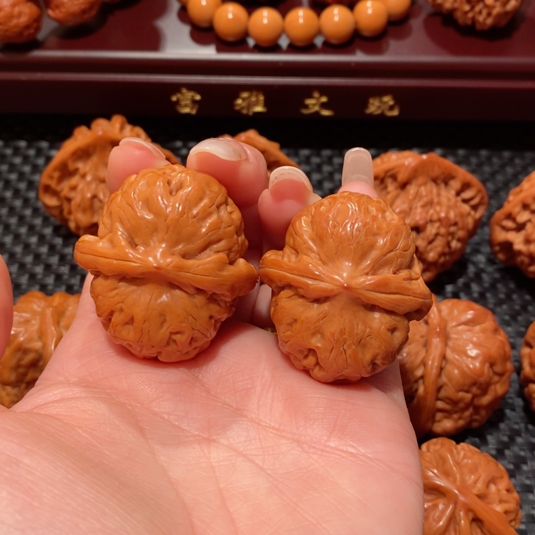 文玩核桃把件风*元宝