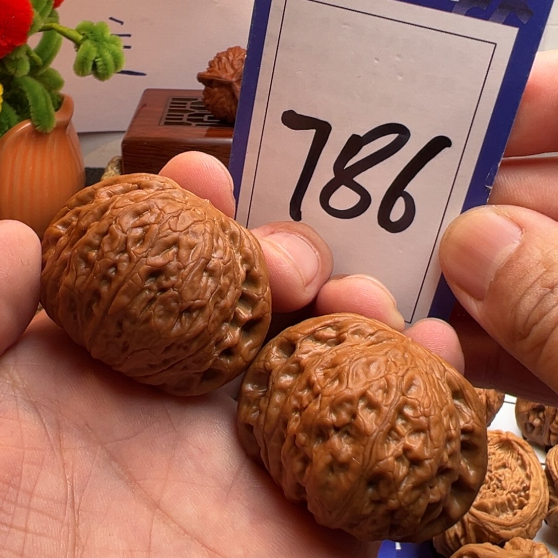 文玩核桃把件全品铁锤妹妹44尺寸786号