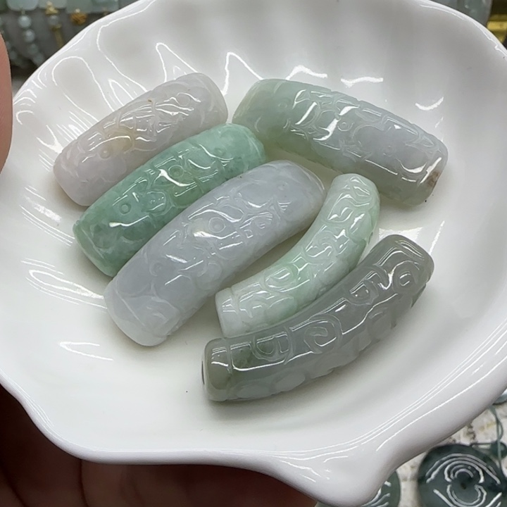 翡翠未镶嵌手链弯管6