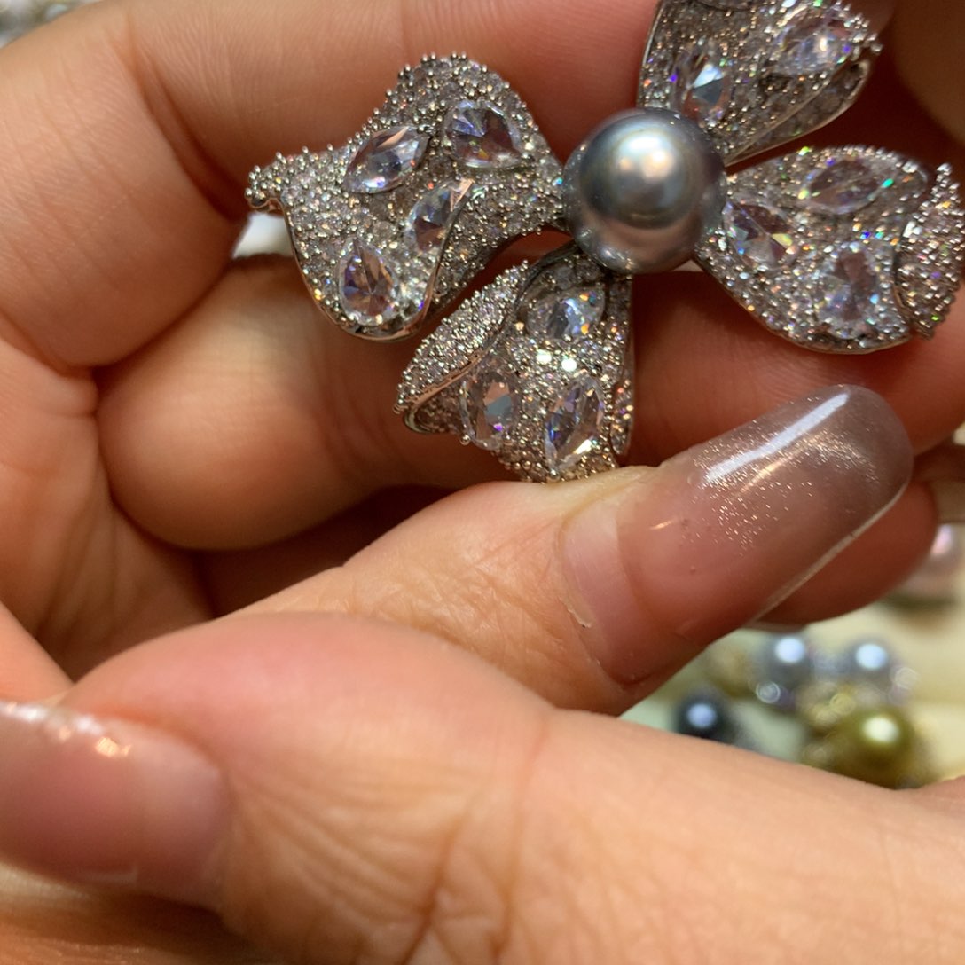 海水珍珠胸饰未镶嵌