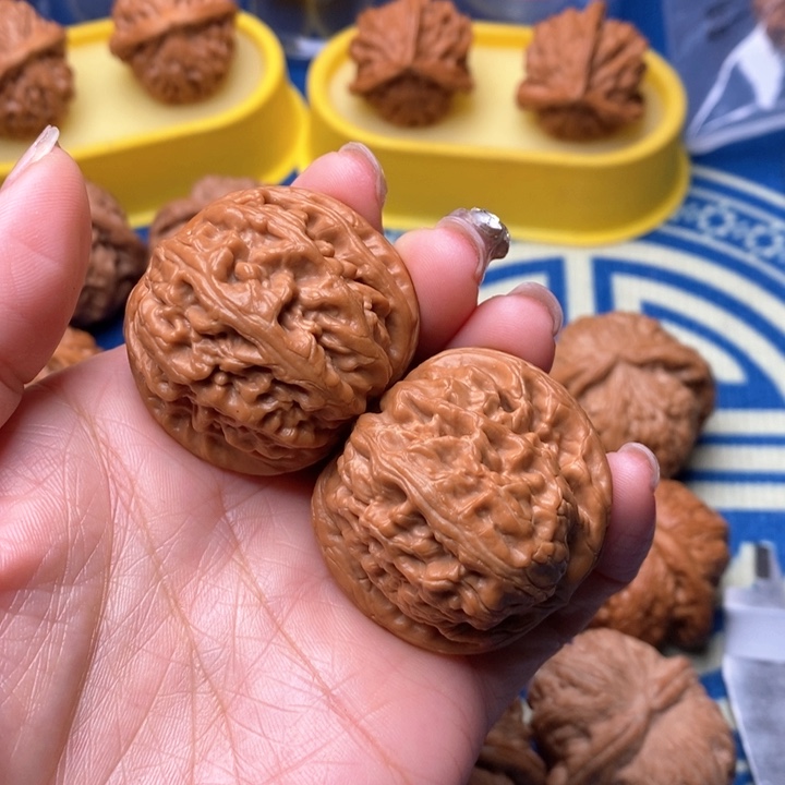 桃核吊坠红锦鲤40×44