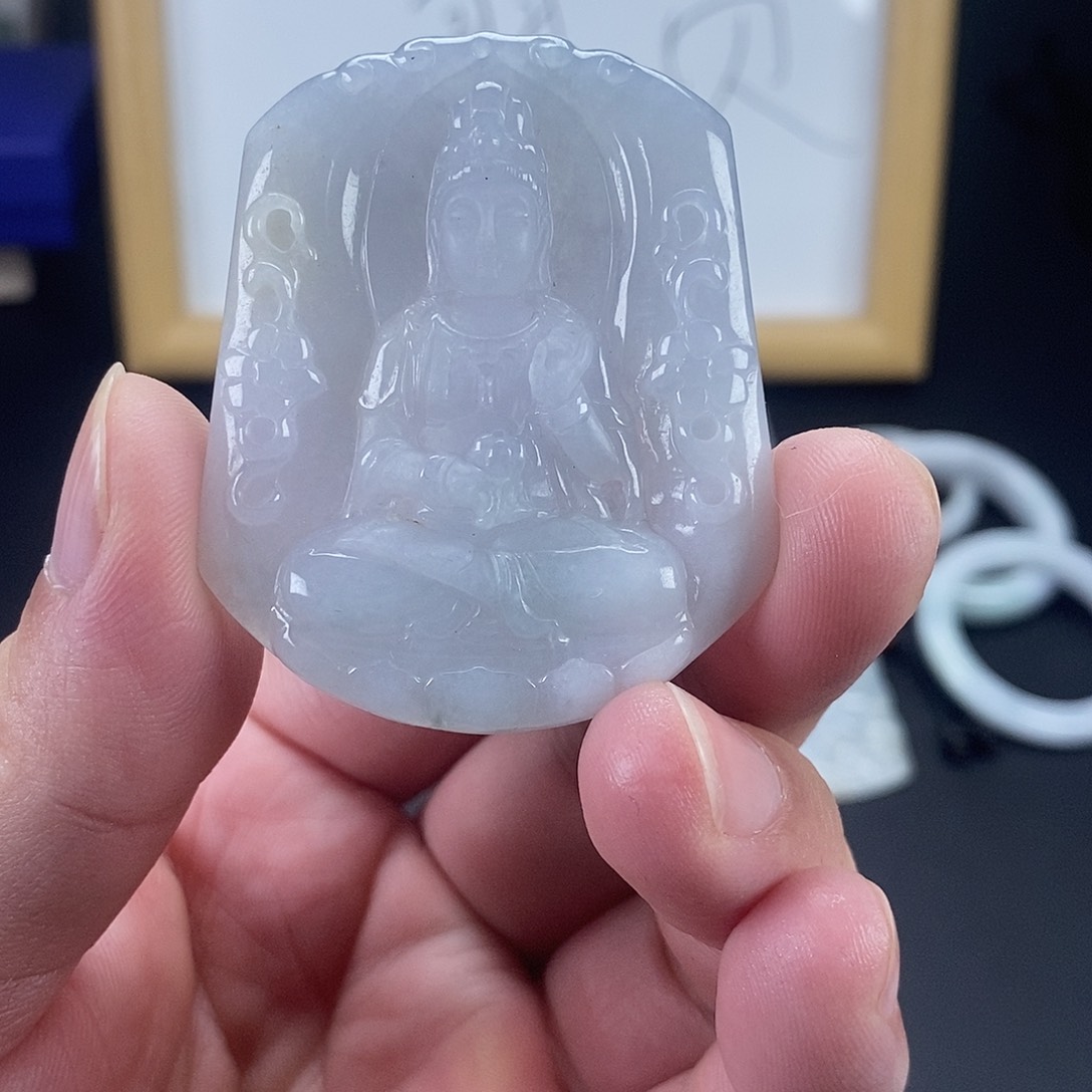 陌***开翡翠未镶嵌颈饰翡翠