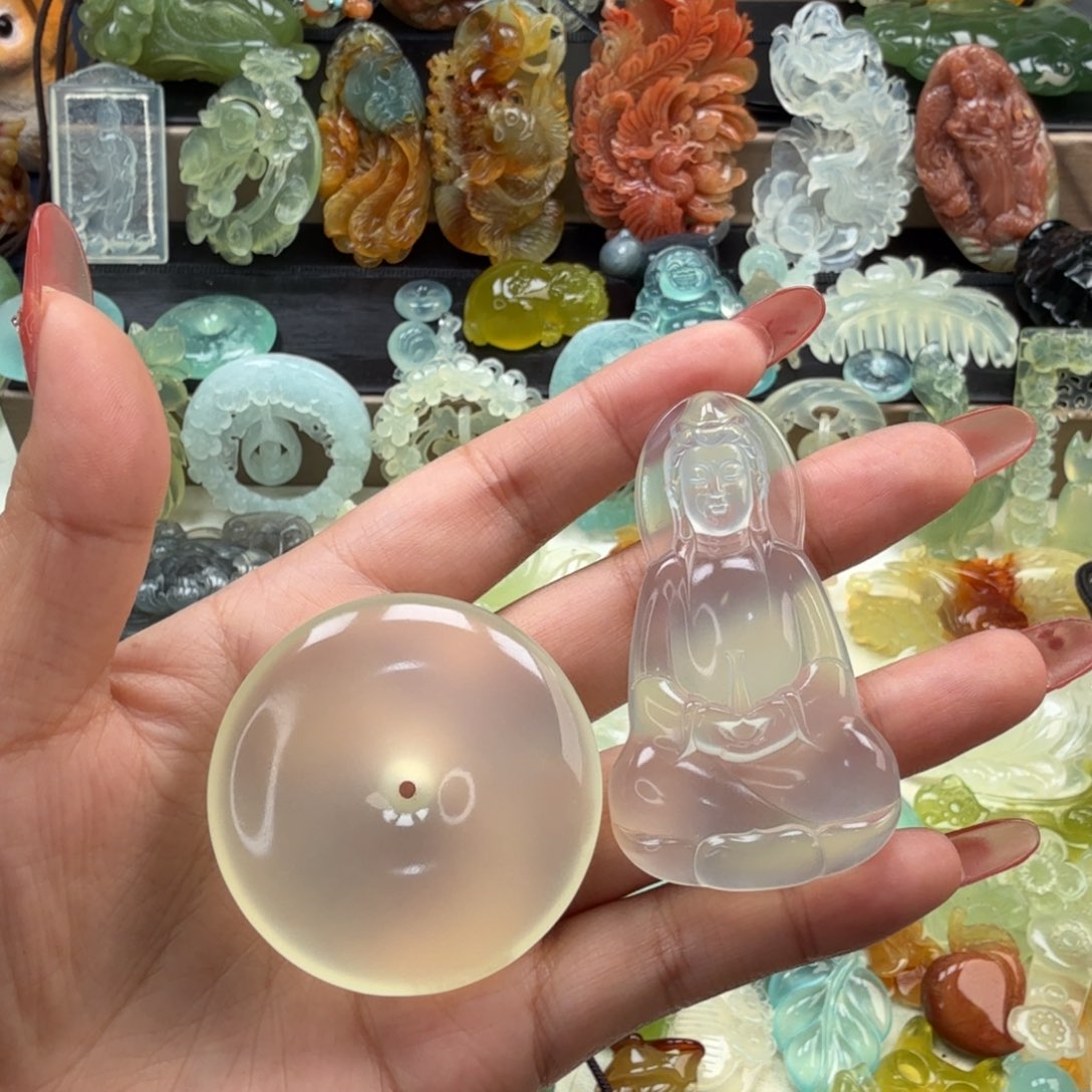 空***手岫玉未镶嵌颈饰拍14