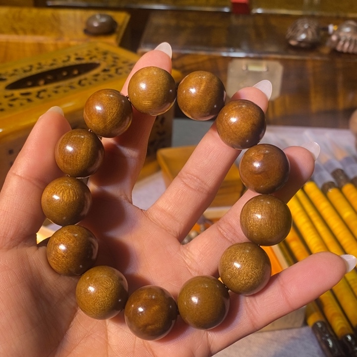 金丝楠金丝楠木小叶1.8手串