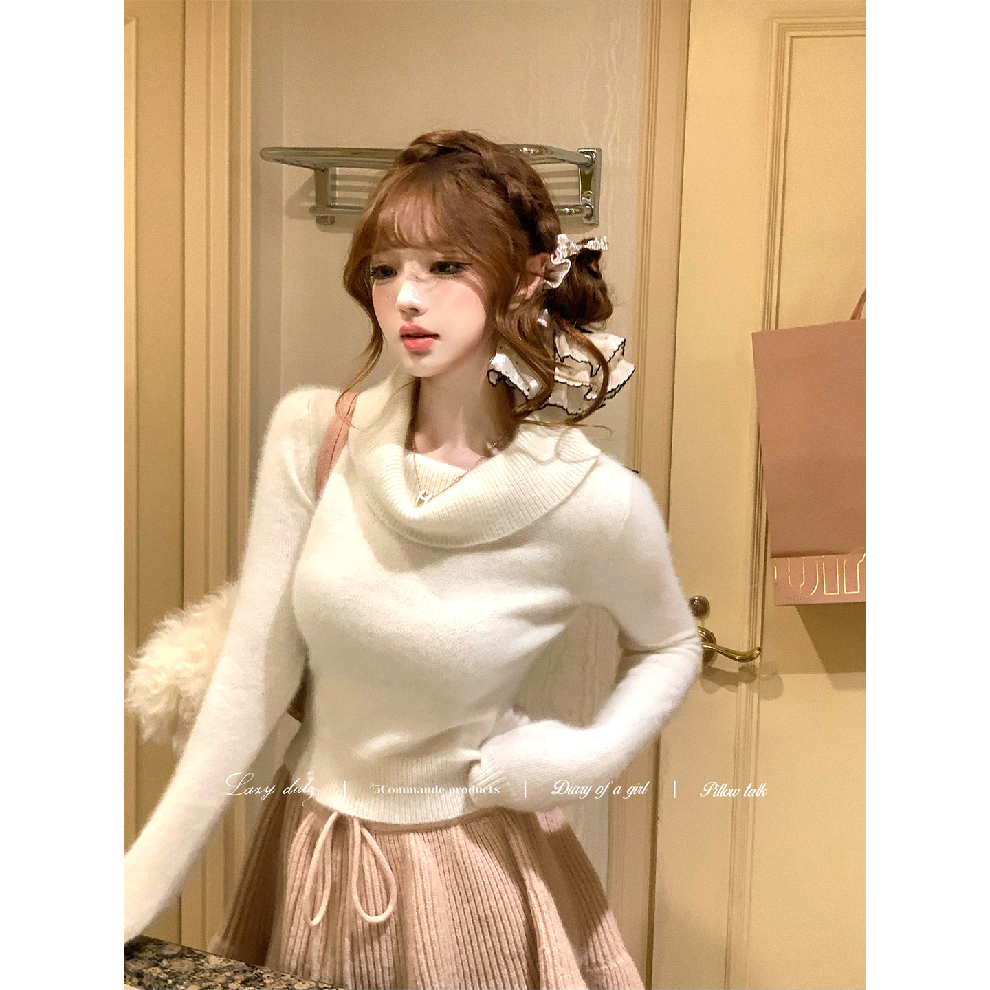 Lazy Didi诠释柔织 羊毛混纺浣熊纱高领发热毛衣修身内搭打底衫