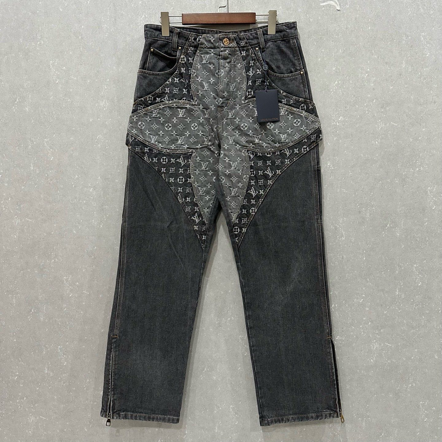 未使用 LouisVuitton/路易威登 三花Logo牛仔裤 31码005977