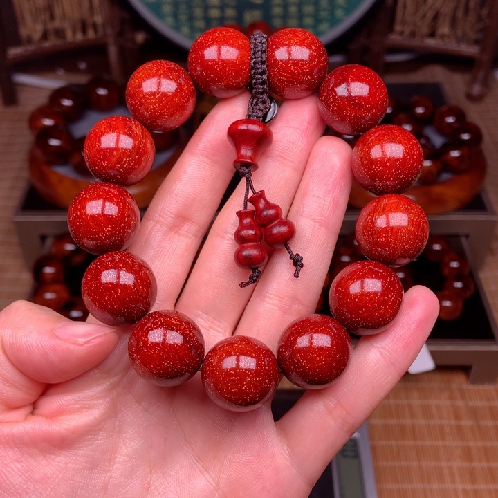 檀香紫檀（小叶紫檀）想2w