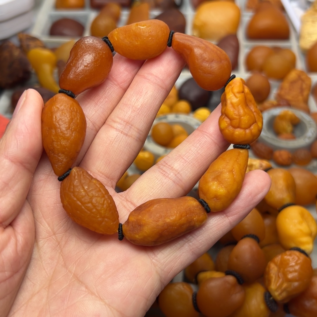 琥珀裸石未镶嵌天然蜜蜡手串