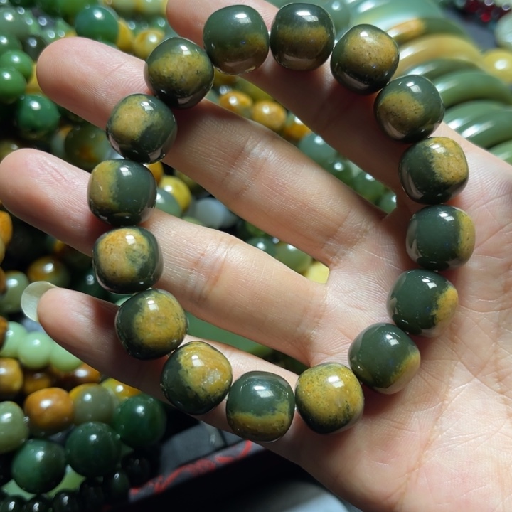 和田玉未镶嵌手链