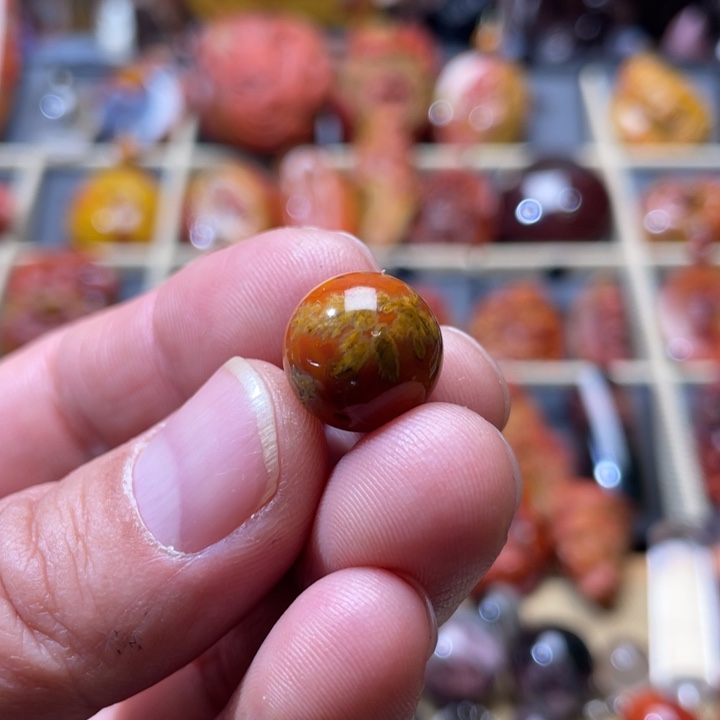 玛瑙/玉髓战国红圆珠未镶嵌玻****）