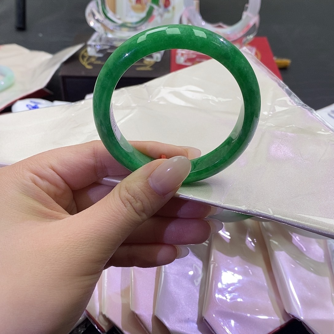 秦***韵以闪购为准一物一图