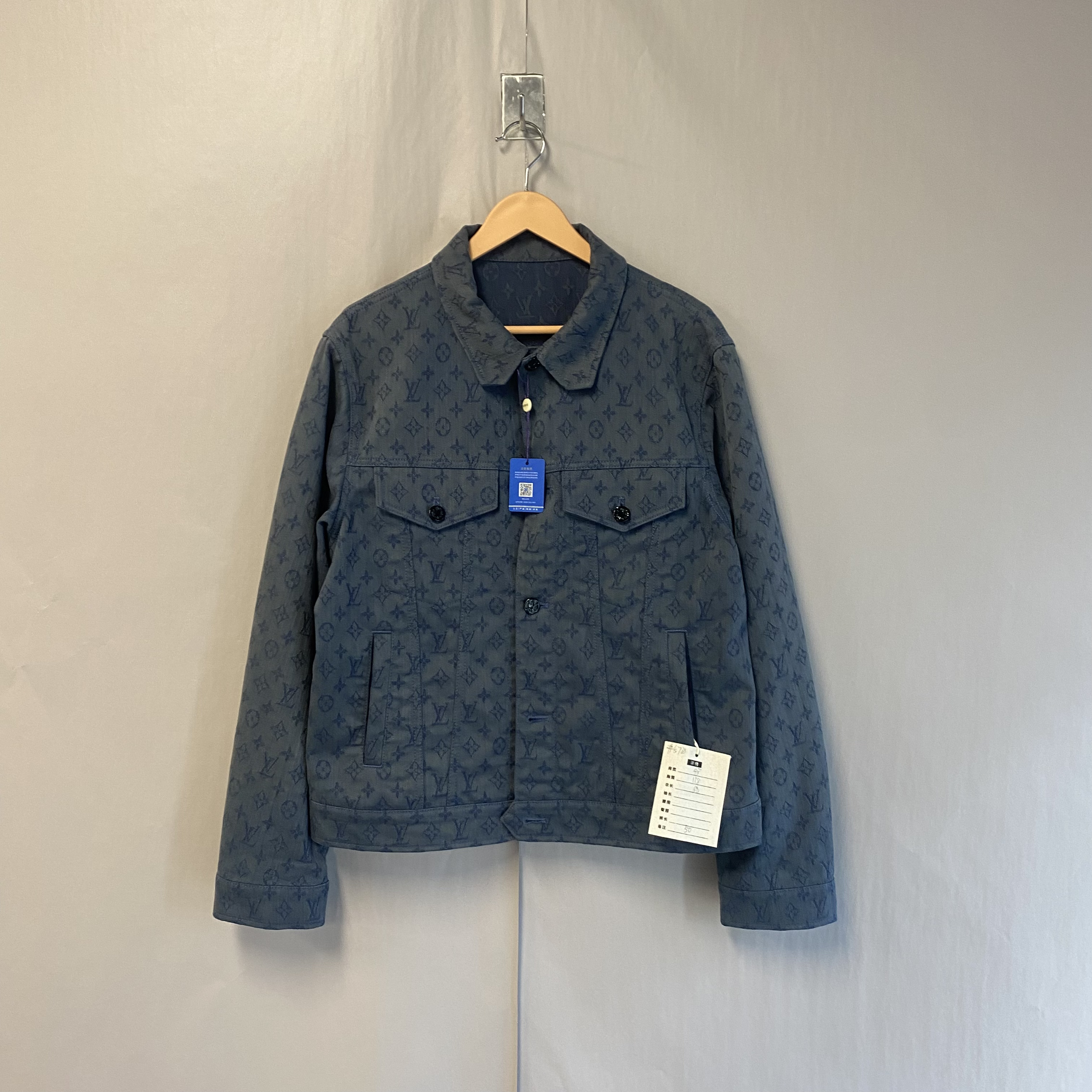 99新 LouisVuitton/路易威登 Logo满印单排扣牛仔外套 50码 #5708
