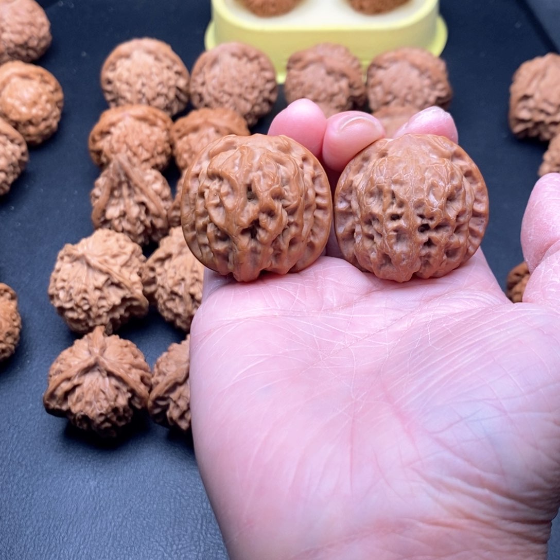 手串/手链橄榄核雪狮36