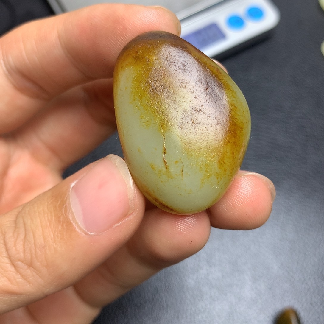 和田玉（糖玉）未镶嵌挂件