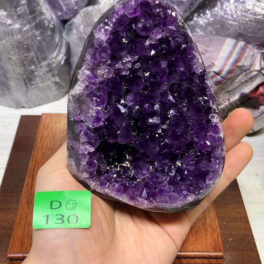 紫晶大型摆件（非配饰）未镶嵌
