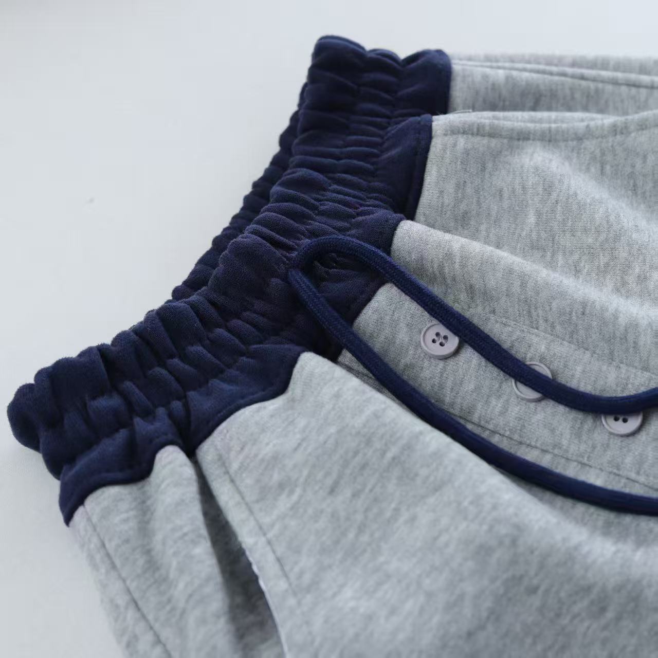 秋冬款加绒卫裤童装