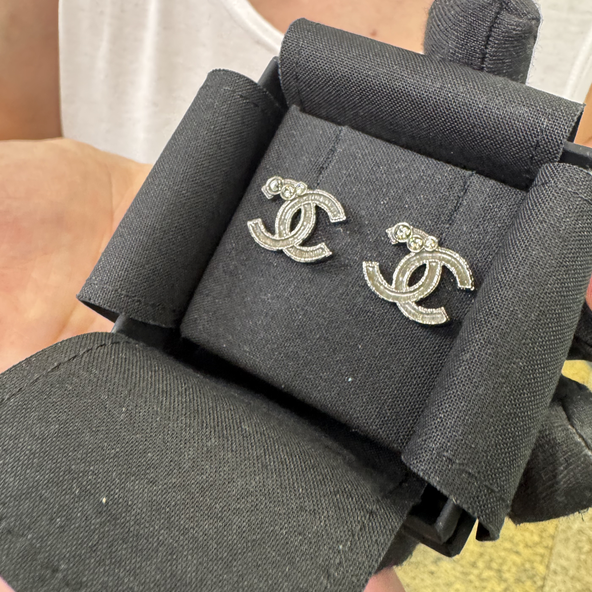 99新 Chanel/香奈儿 chanel珐琅钻双C耳钉
