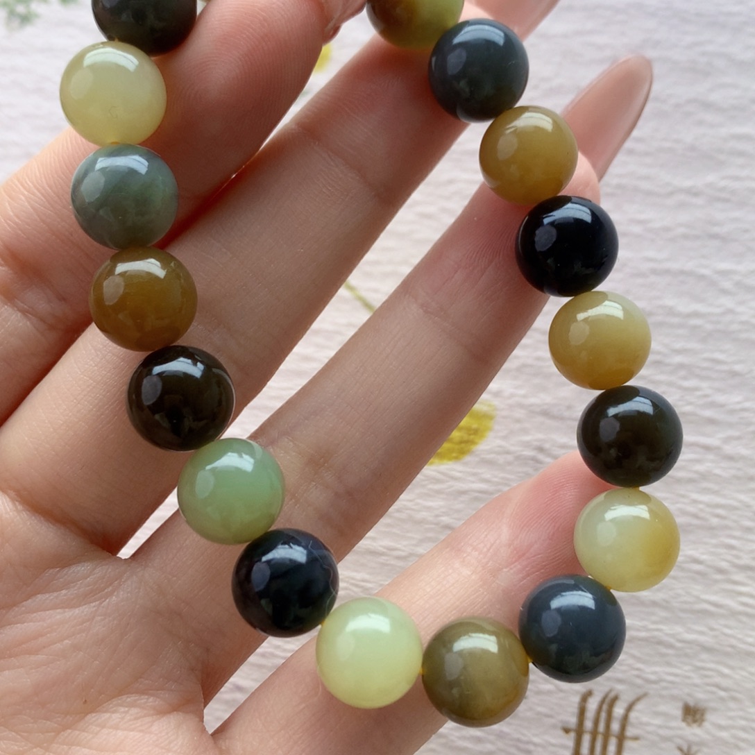 和田玉未镶嵌手链