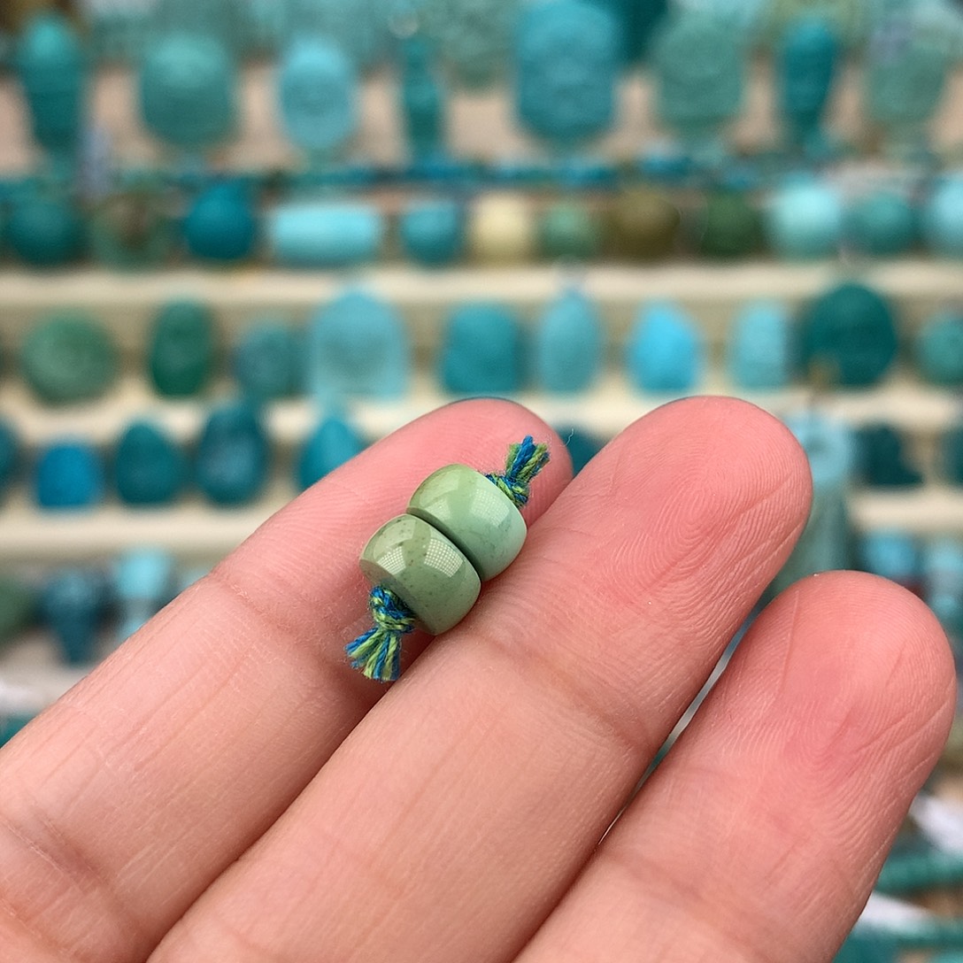 绿松石未镶嵌珠宝奇石7