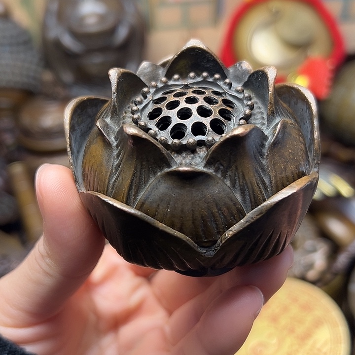 铜器摆件老王直播间