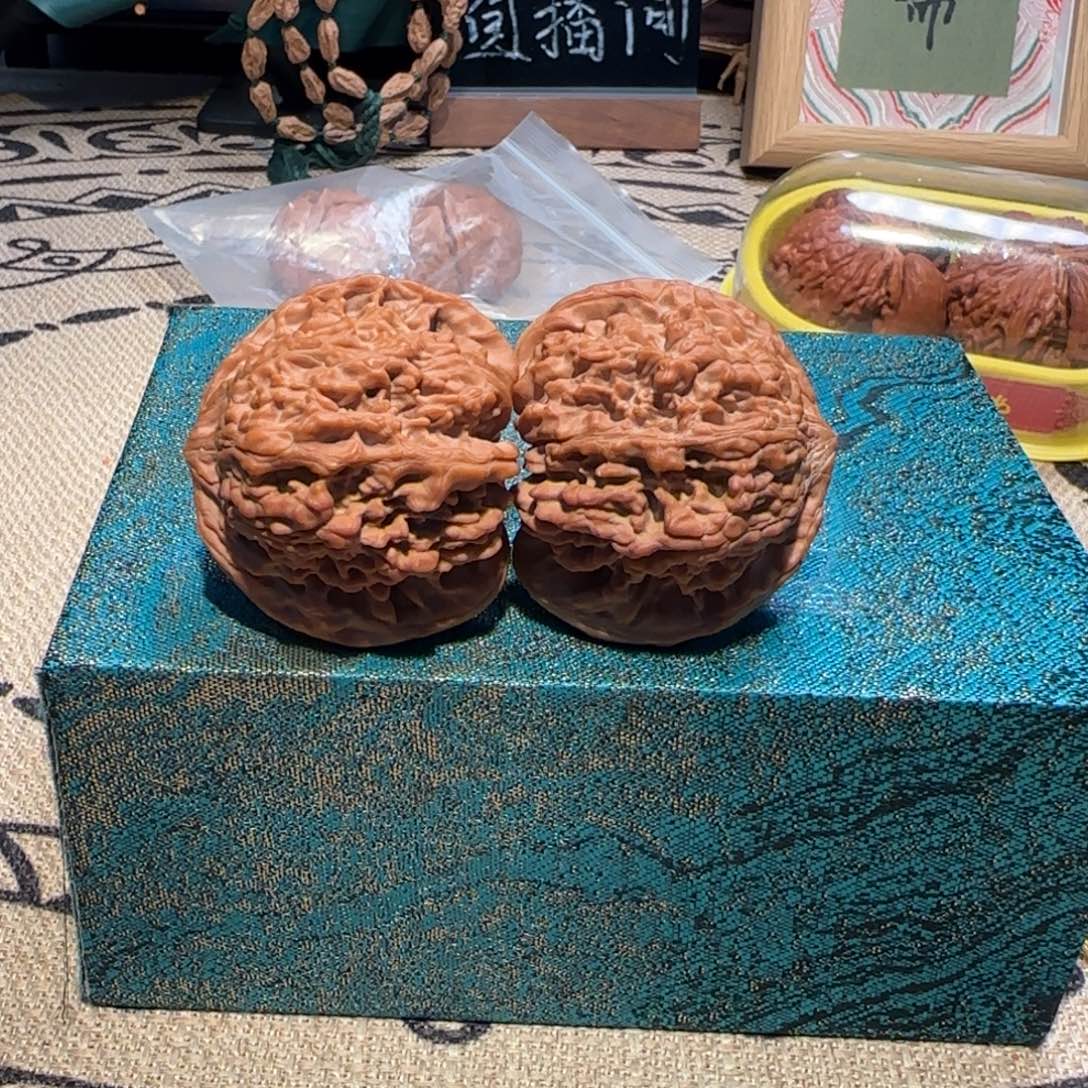 高***爸吊坠文玩核桃核桃