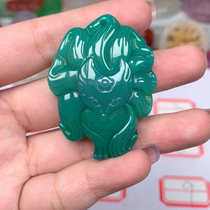 玛瑙/玉髓颈饰未镶嵌梅*