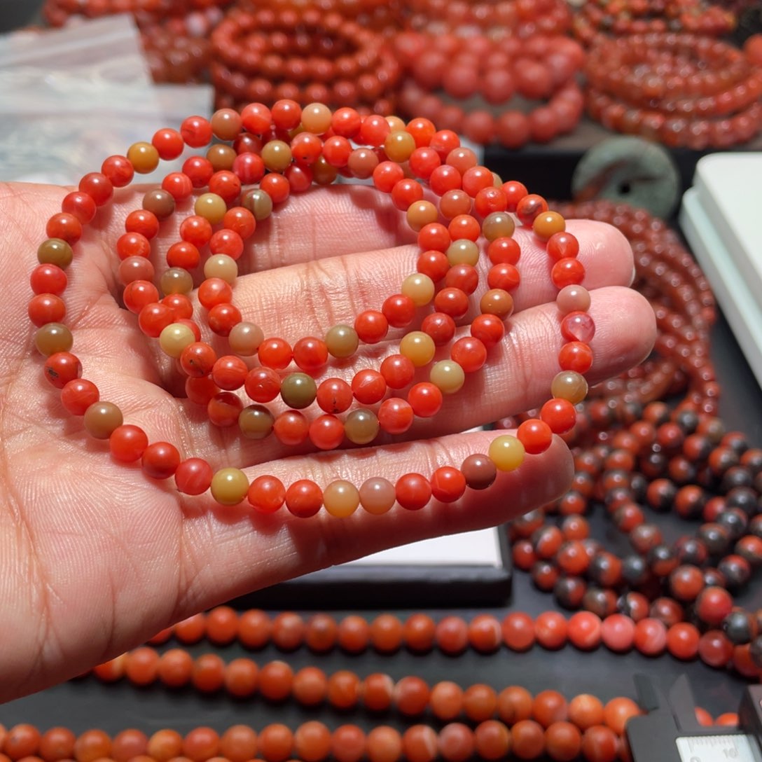 南红玛瑙手链未镶嵌