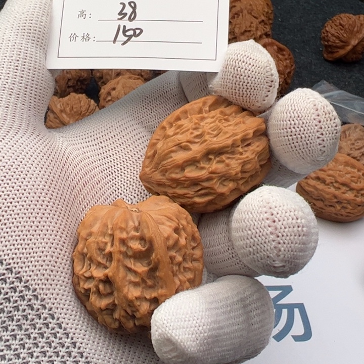 吊坠文玩核桃野生琉璃虎头130