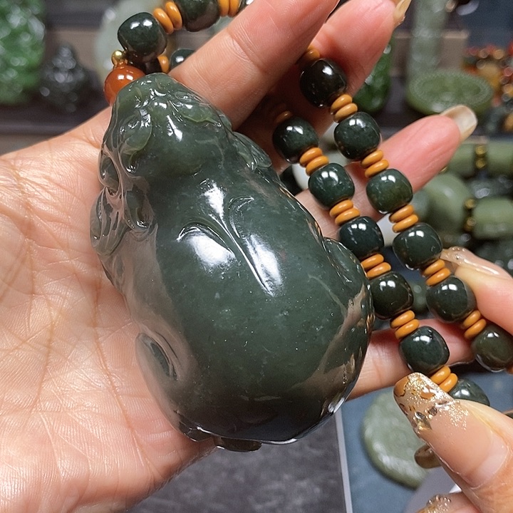 和田玉挂件未镶嵌